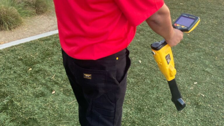 Sewer Inspector Locating